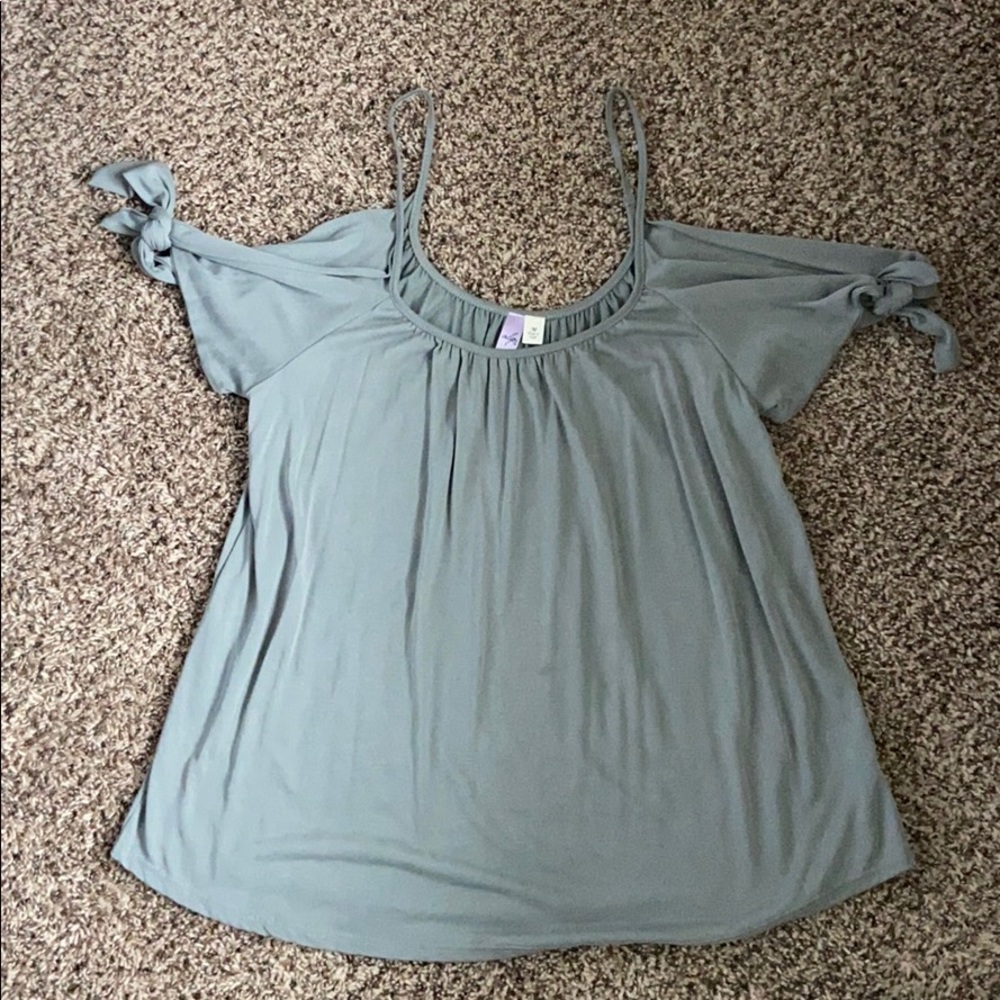 Alya Off the shoulder tie tank